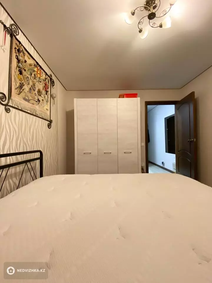 2-комнатная квартира, этаж 4 из 4, 43 м², фотография 3