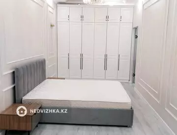 2-комнатная квартира, этаж 7 из 12, 65 м², миниатюра 4