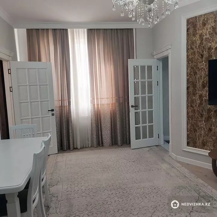3-комнатная квартира, этаж 4 из 12, 88 м²