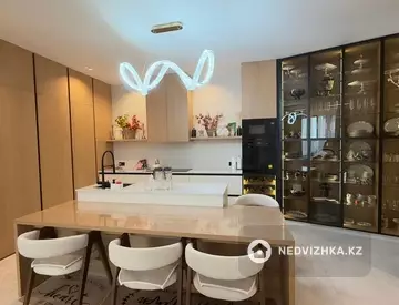 5-комнатная квартира, этаж 1 из 3, 196 м², миниатюра 7