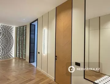 5-комнатная квартира, этаж 1 из 3, 196 м², миниатюра 6