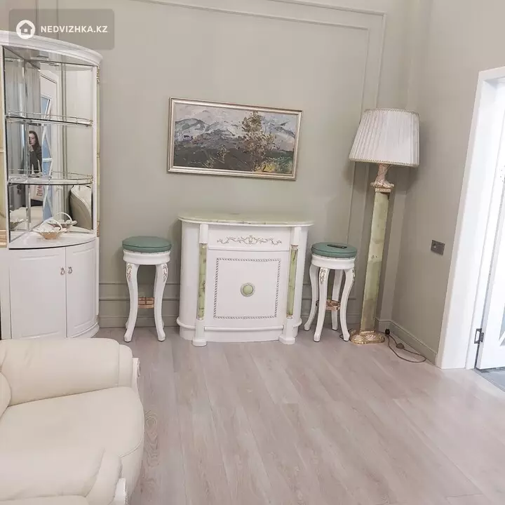 2-комнатная квартира, этаж 11 из 12, 65 м², фотография 4