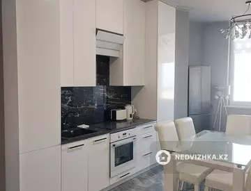 2-комнатная квартира, этаж 11 из 12, 65 м², миниатюра 12