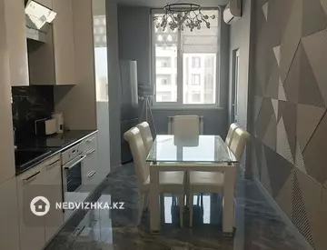 2-комнатная квартира, этаж 11 из 12, 65 м², миниатюра 11