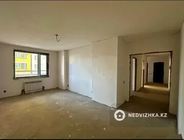 3-комнатная квартира, этаж 3 из 21, 96 м², миниатюра 2