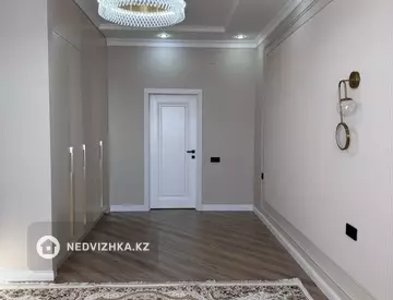 3-комнатная квартира, этаж 5 из 5, 124 м², миниатюра 6