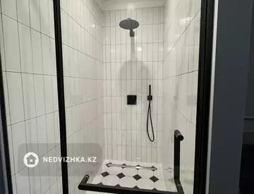 4-комнатная квартира, этаж 19 из 18, 137 м², миниатюра 4