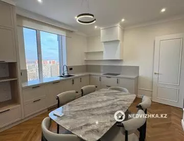 4-комнатная квартира, этаж 19 из 18, 137 м², миниатюра 10