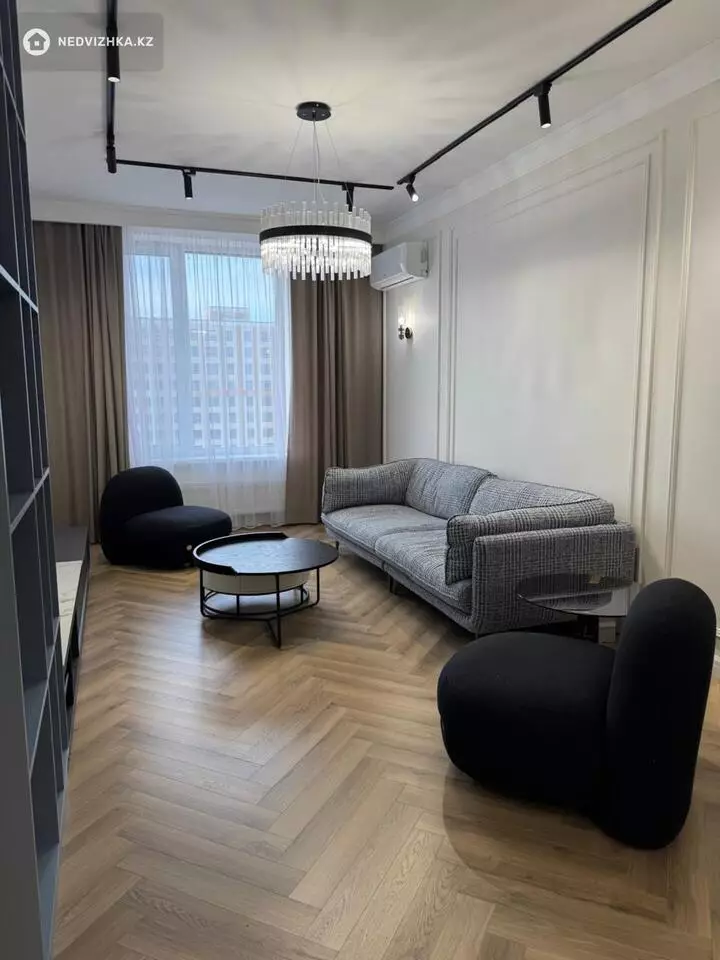 4-комнатная квартира, этаж 19 из 18, 132 м²
