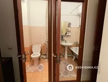 2-комнатная квартира, этаж 2 из 5, 64 м², миниатюра 8