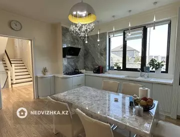 8-комнатный дом, 6 соток, 421 м², миниатюра 10