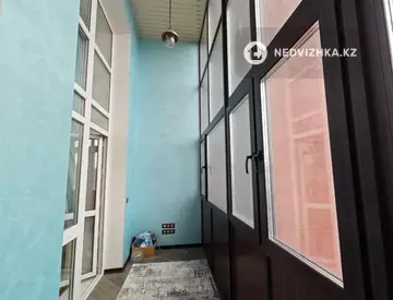3-комнатная квартира, этаж 2 из 4, 96 м², миниатюра 8