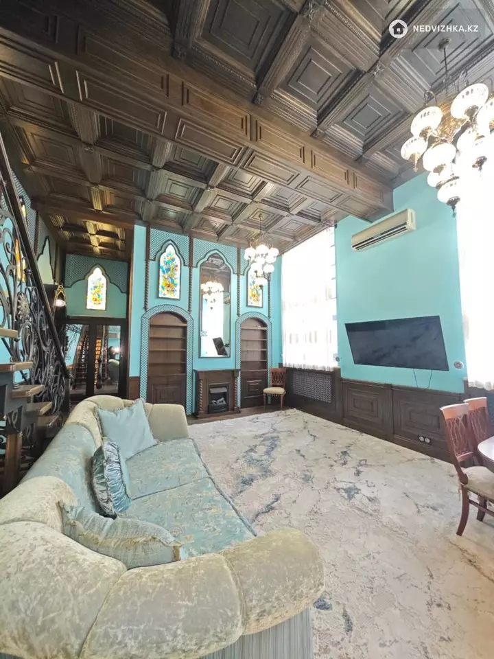 3-комнатная квартира, этаж 2 из 4, 96 м², фотография 2