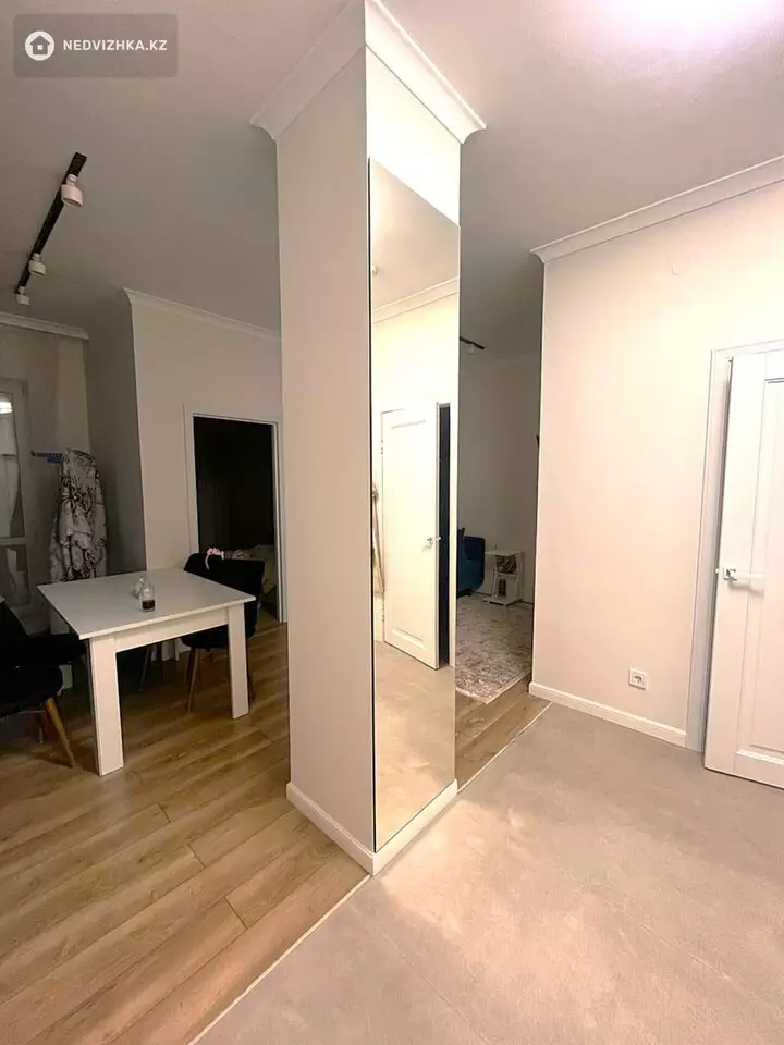 2-комнатная квартира, этаж 2 из 18, 49 м², фотография 4