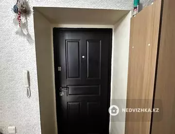 2-комнатная квартира, этаж 6 из 8, 58 м², миниатюра 2