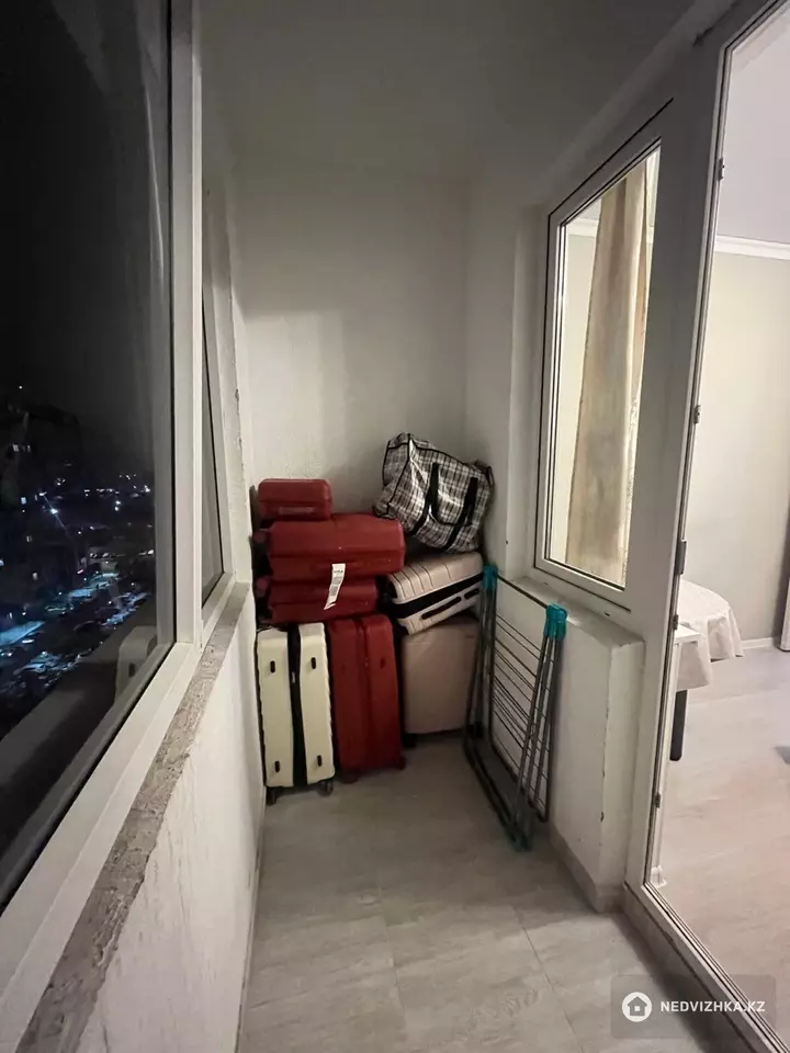 1-комнатная квартира, этаж 12 из 16, 38 м², фотография 5