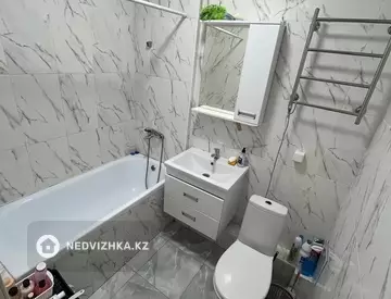 1-комнатная квартира, этаж 12 из 16, 38 м², миниатюра 10