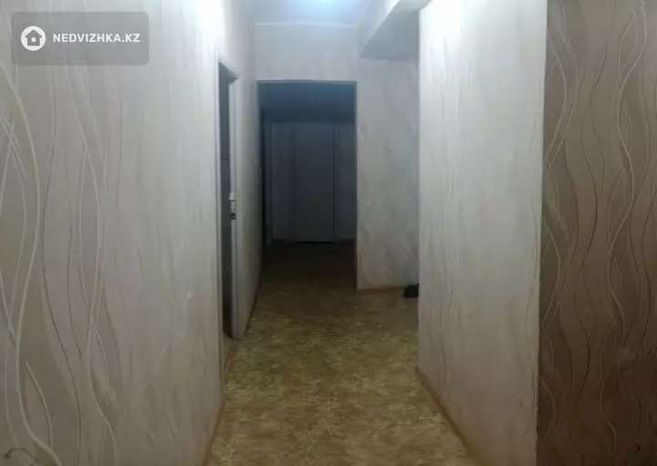 3-комнатная квартира, этаж 9 из 9, 81 м², фотография 5