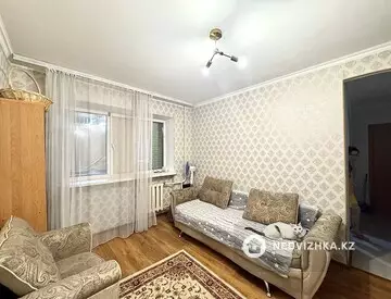1-комнатная квартира, этаж 1 из 5, 30 м², миниатюра 8