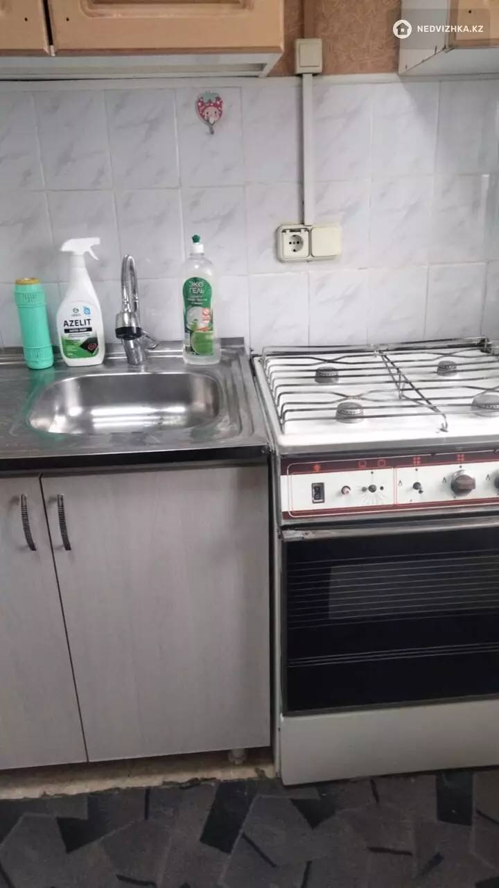 1-комнатная квартира, этаж 3 из 3, 32 м², На длительный срок, фотография 5