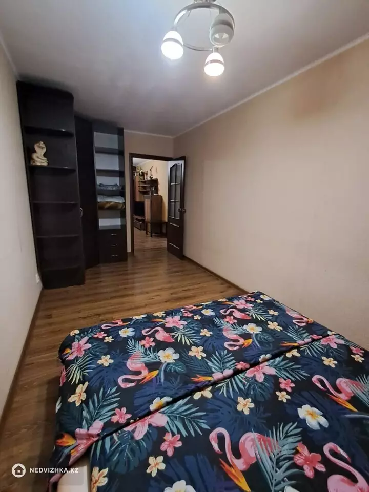 2-комнатная квартира, этаж 1 из 5, 54 м², Посуточно, 4-фотосурет