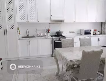 4-комнатный дом, 4 соток, 159 м², миниатюра 1