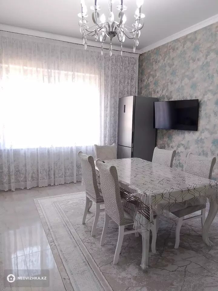 4-комнатный дом, 4 соток, 159 м², фотография 3