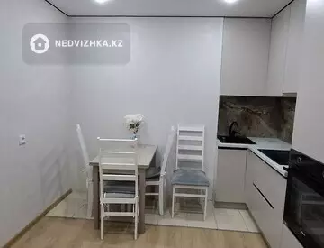 1-комнатная квартира, этаж 2 из 5, 39 м², миниатюра 6