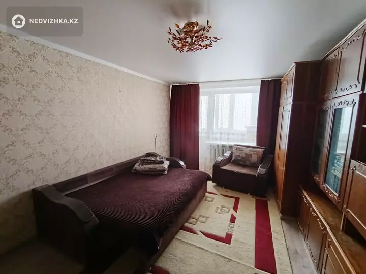 2-комнатная квартира, этаж 4 из 9, 54 м², 2-фотосурет