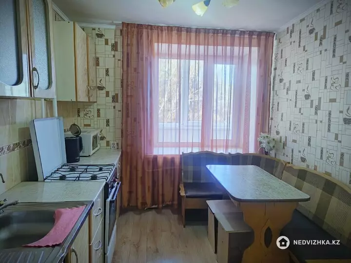 2-комнатная квартира, этаж 4 из 9, 54 м², 4-фотосурет