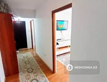 3-комнатная квартира, этаж 3 из 5, 72 м²