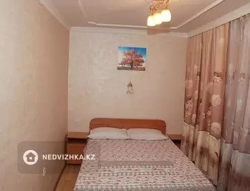 2-комнатная квартира, этаж 3 из 3, 43 м², Посуточно, миниатюра 2