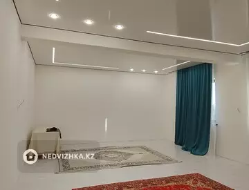 3-комнатный дом, 6 соток, 210 м², миниатюра 1