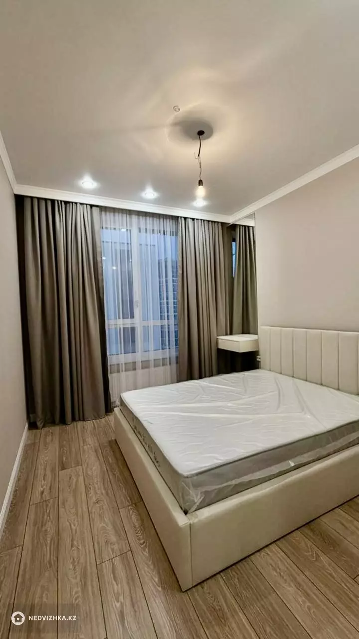 2-комнатная квартира, этаж 19 из 22, 54 м², На длительный срок, фотография 4