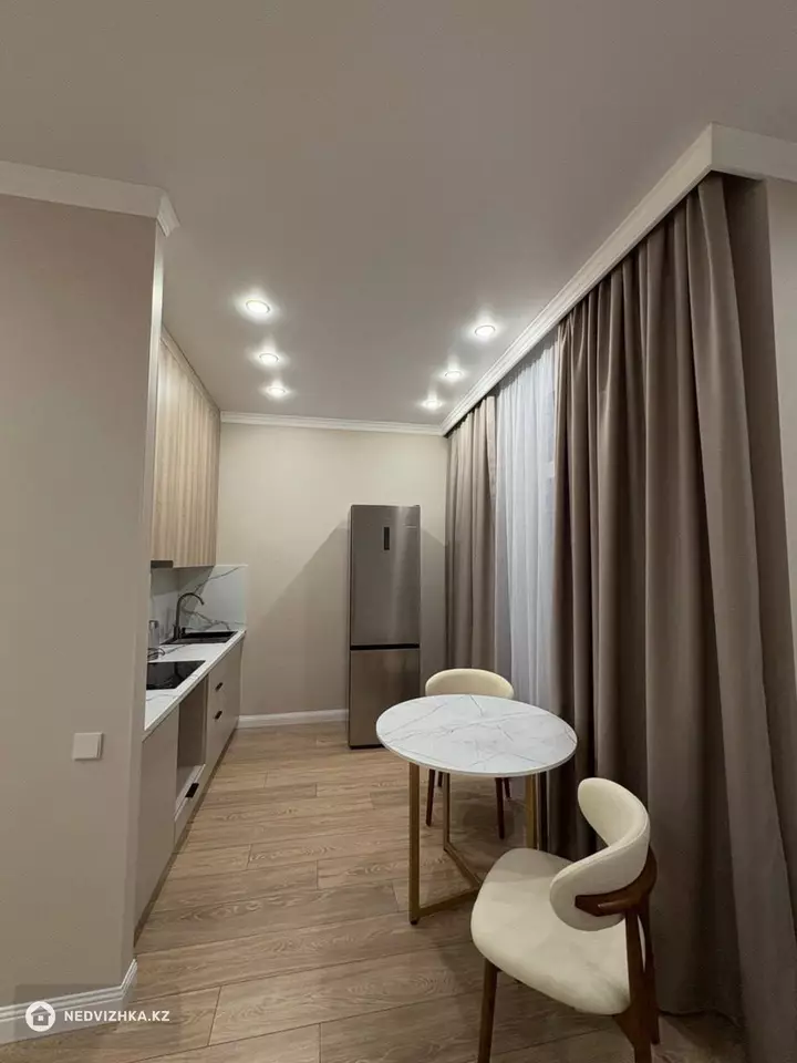 1-комнатная квартира, этаж 5 из 17, 32 м², На длительный срок, фотография 4