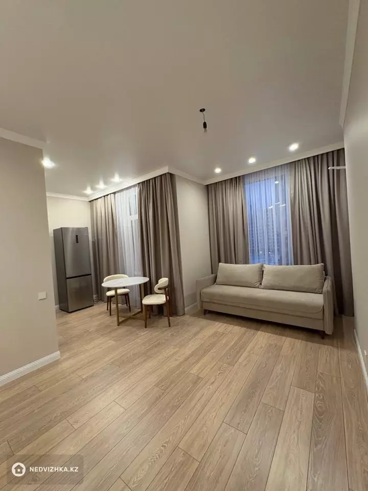 1-комнатная квартира, этаж 5 из 17, 32 м², На длительный срок