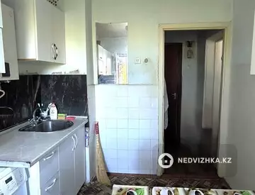 1-комнатная квартира, этаж 4 из 4, 28 м², миниатюра 10