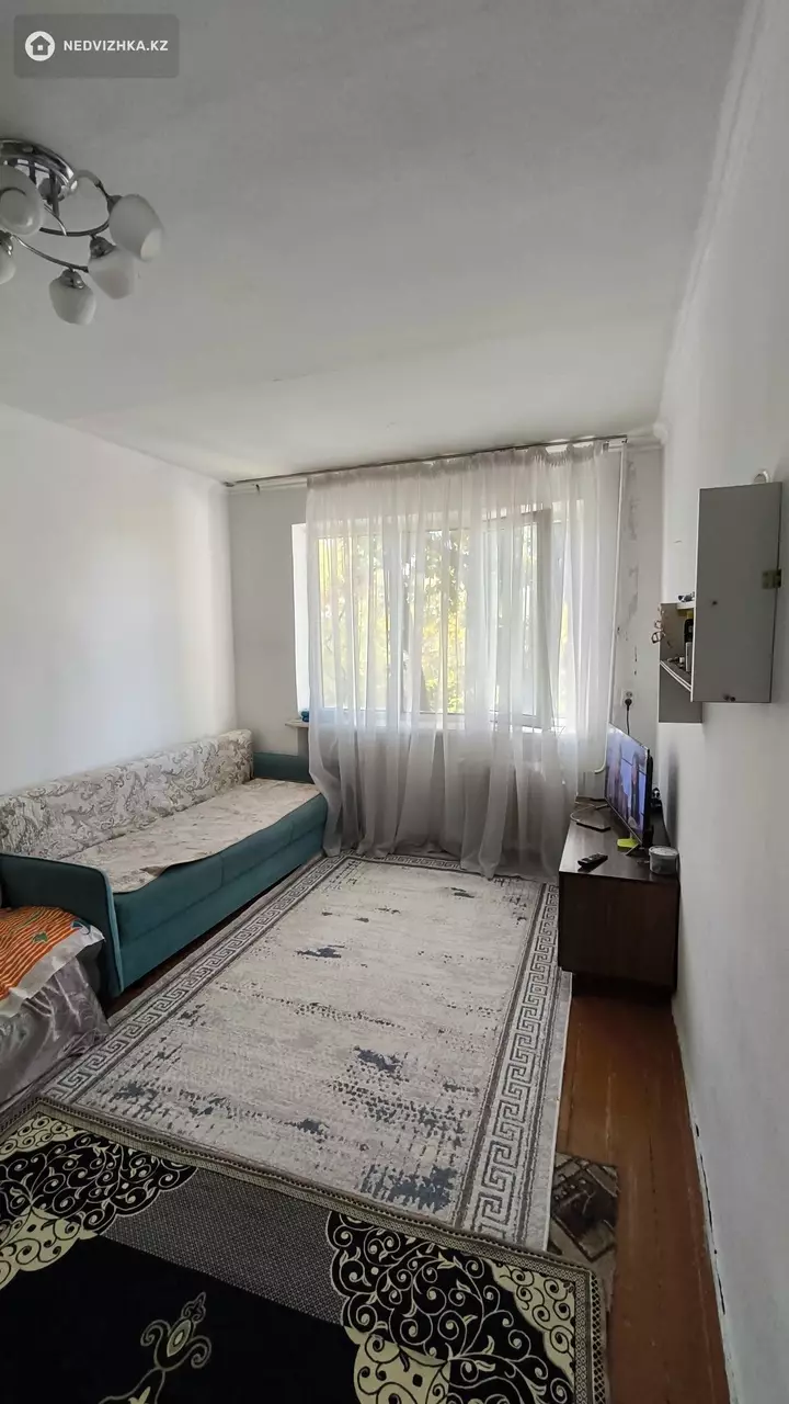 1-комнатная квартира, этаж 4 из 4, 28 м², фотография 2