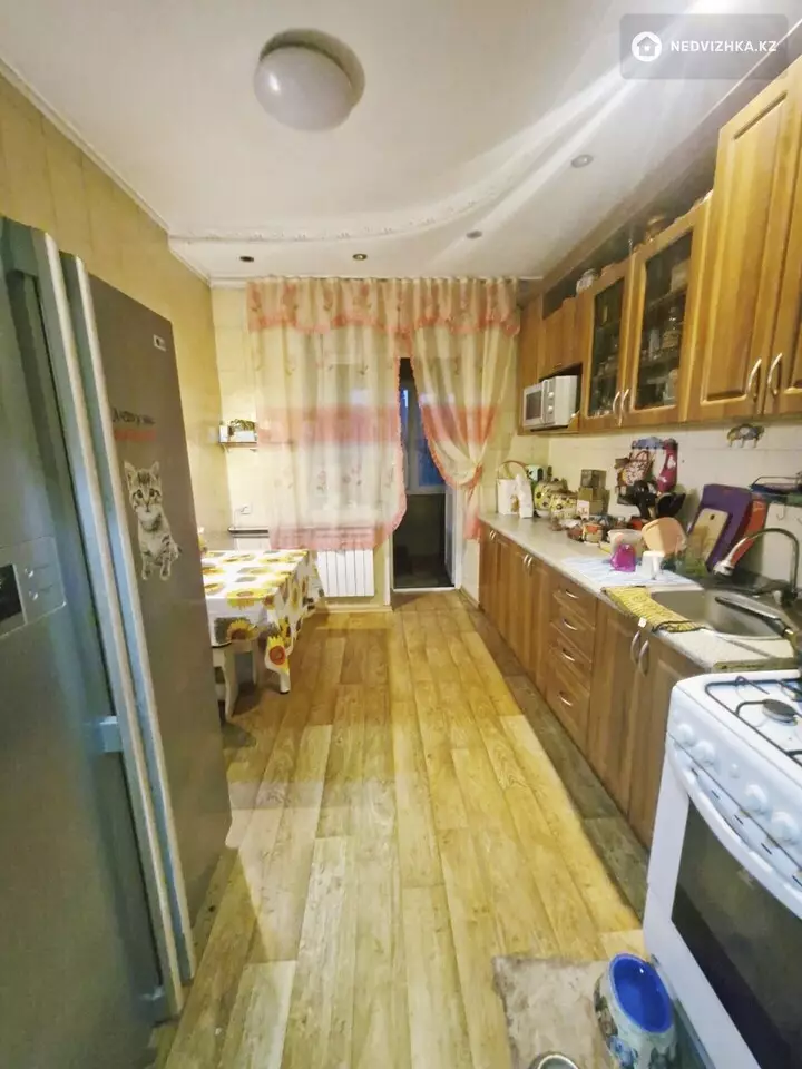 3-комнатная квартира, этаж 2 из 2, 70 м², фотография 4