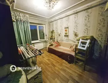 3-комнатная квартира, этаж 2 из 2, 70 м², миниатюра 3