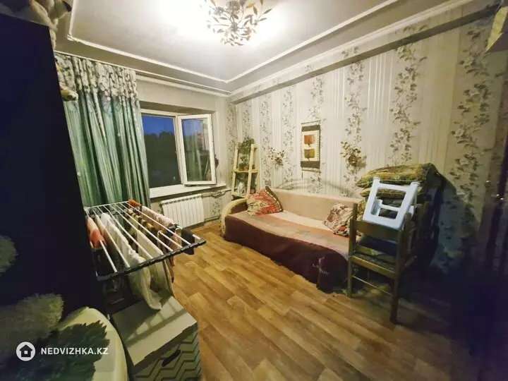 3-комнатная квартира, этаж 2 из 2, 70 м², фотография 3