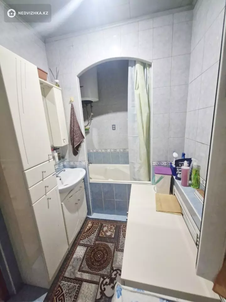 3-комнатная квартира, этаж 2 из 2, 70 м², фотография 5