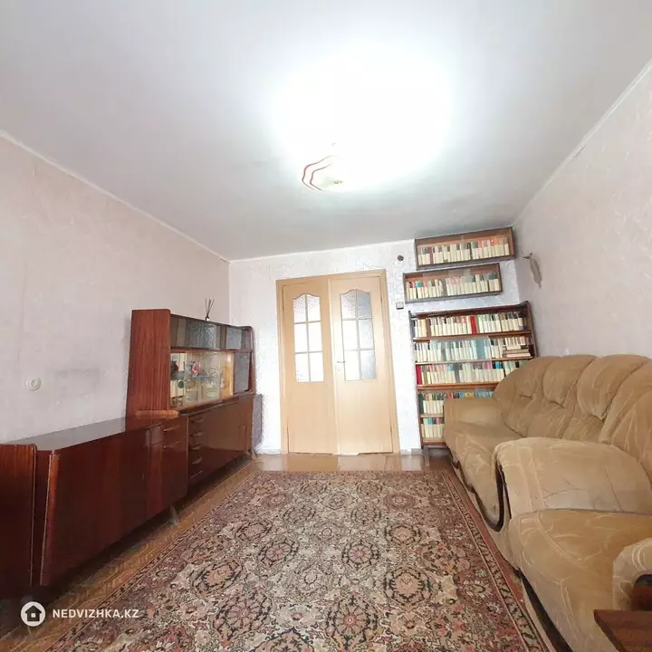 3-комнатная квартира, этаж 2 из 6, 62 м², фотография 5