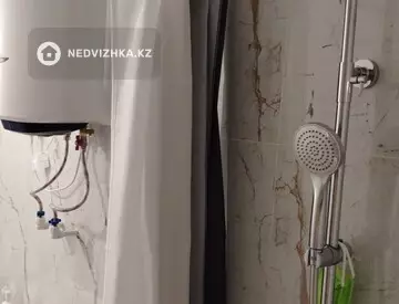 2-комнатная квартира, этаж 12 из 17, 43 м², миниатюра 6