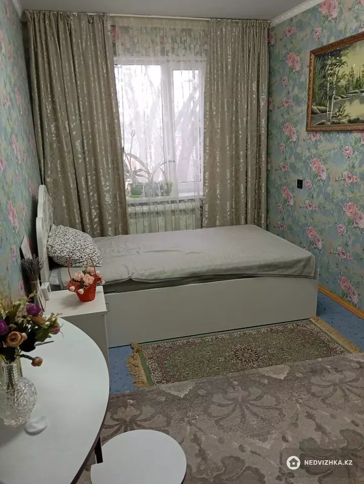 3-комнатная квартира, этаж 3 из 5, 70 м², фотография 3