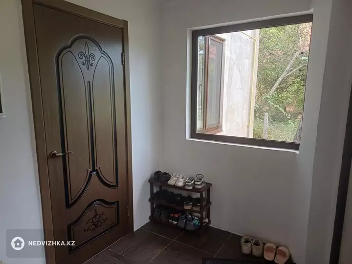 4-комнатный дом, 5 соток, 130 м², фотография 4