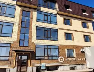 3-комнатная квартира, этаж 1 из 3, 111 м², миниатюра 3