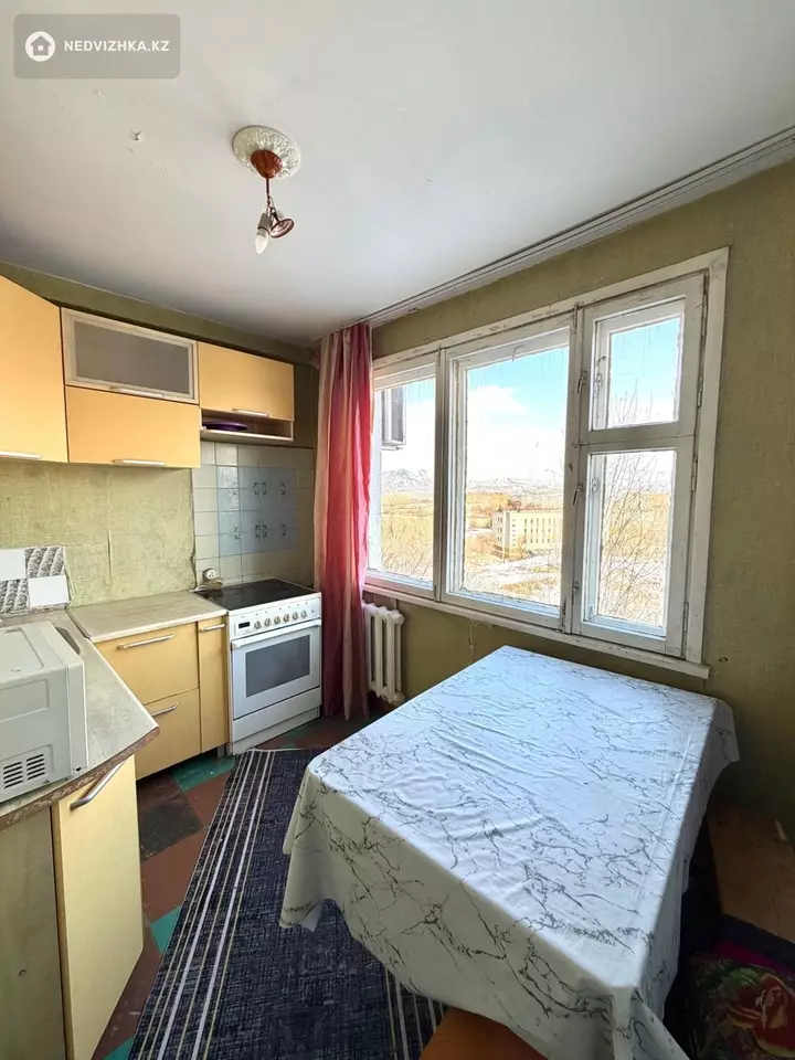 2-комнатная квартира, этаж 5 из 6, 50 м², фотография 4