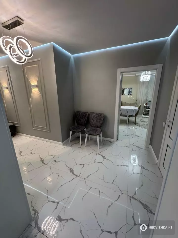 3-комнатная квартира, этаж 1 из 9, 129 м², фотография 5