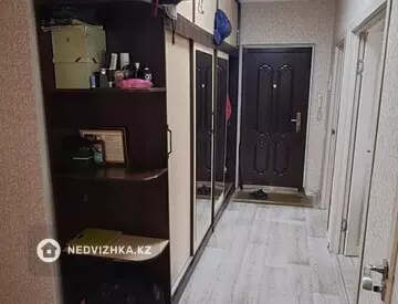 2-комнатная квартира, этаж 3 из 6, 66 м², миниатюра 8